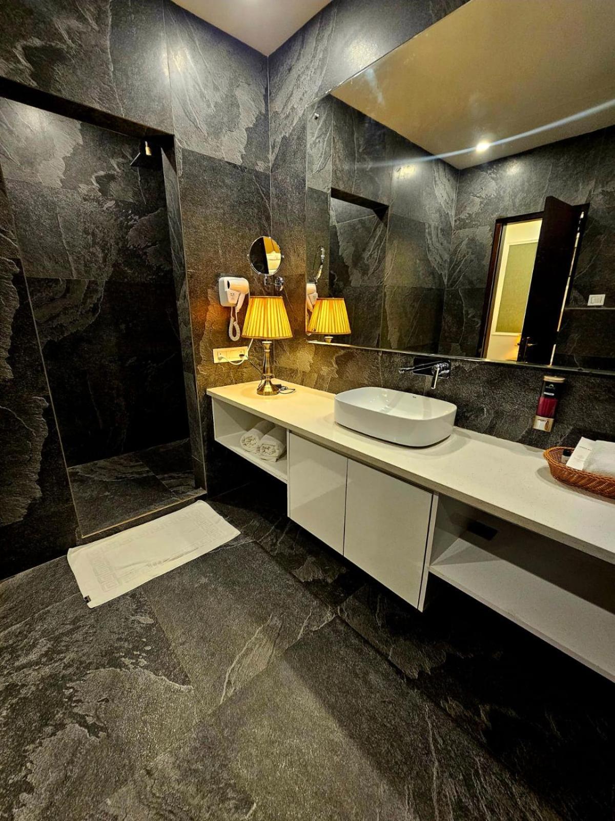 Hotel Corbett Tusker Trail Kashipur Esterno foto